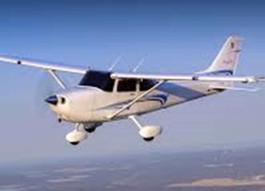 CESSNA8