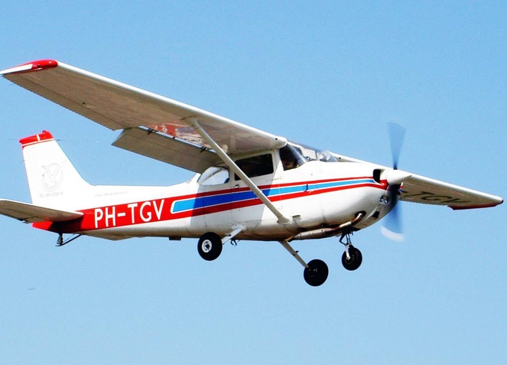 cessna12