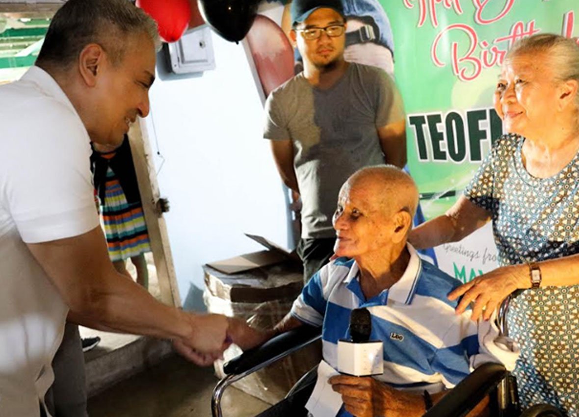 Mayor Toby Tiangco